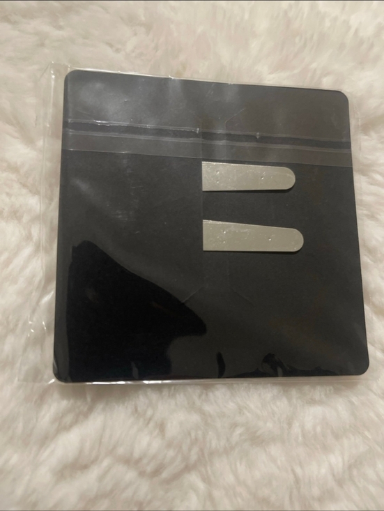 Dior CD Creaseless Set of 2 Black Silver hair clips Hairpin New Authentic - Picture 3 of 3